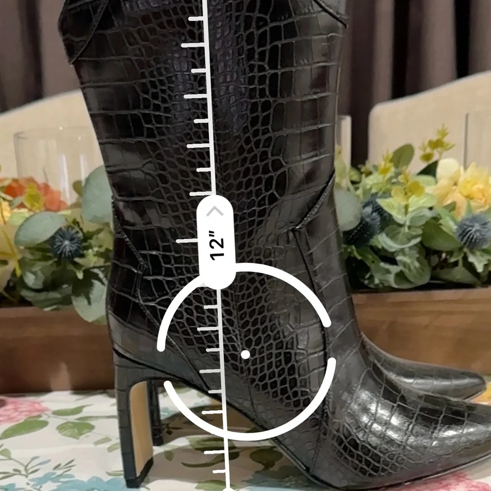 Chinese Laundry Elegant Black Croc-Embossed Women's Boots - Size 8.5M - Picture 7 of 9